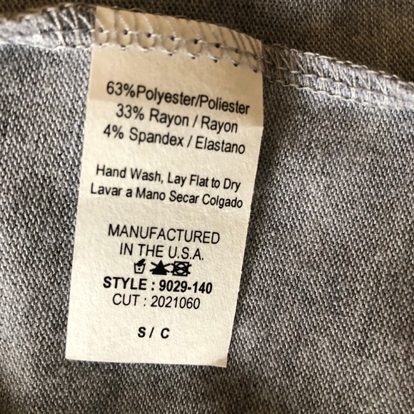 Chris & Carol Grey Cardigan - Size Small - Picture 5 of 5